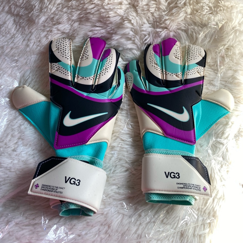 Nike Gk Vapor Grip3 Goalkeeper Soccer Gloves Turquoise Blue Size 8 FB2999-010